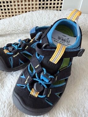 Keen Water Sandals Toddler size 10